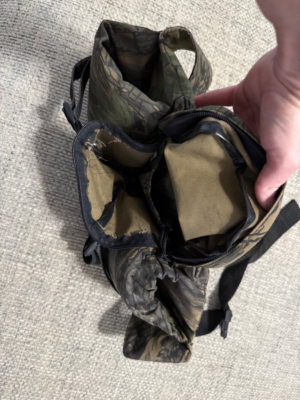 Vintage Trebark Camo Hunting Fanny Pack Waist Bag - Picture 2 of 9